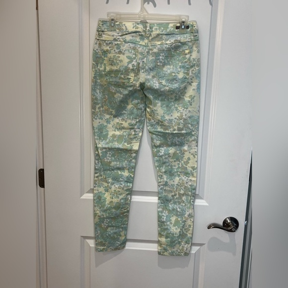 Lauren Conrad Floral Spring Skinny Jeans Size 4 - Picture 6 of 10